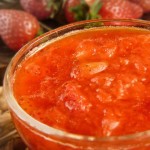 How to make strawberry sauce