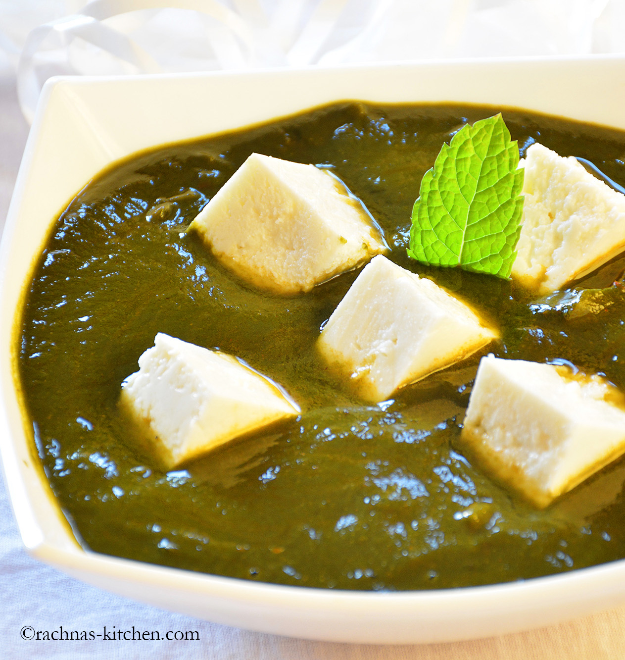 how to make restaurant style palak paneer