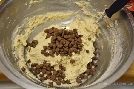 eggless chocolate chip cookies step-6