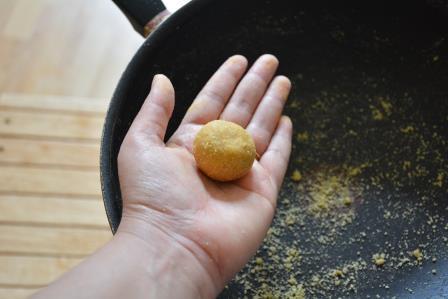 Besan-ladoo-recipe-step-10