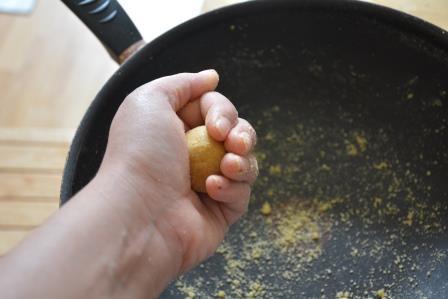 Besan-ladoo-recipe-step-9